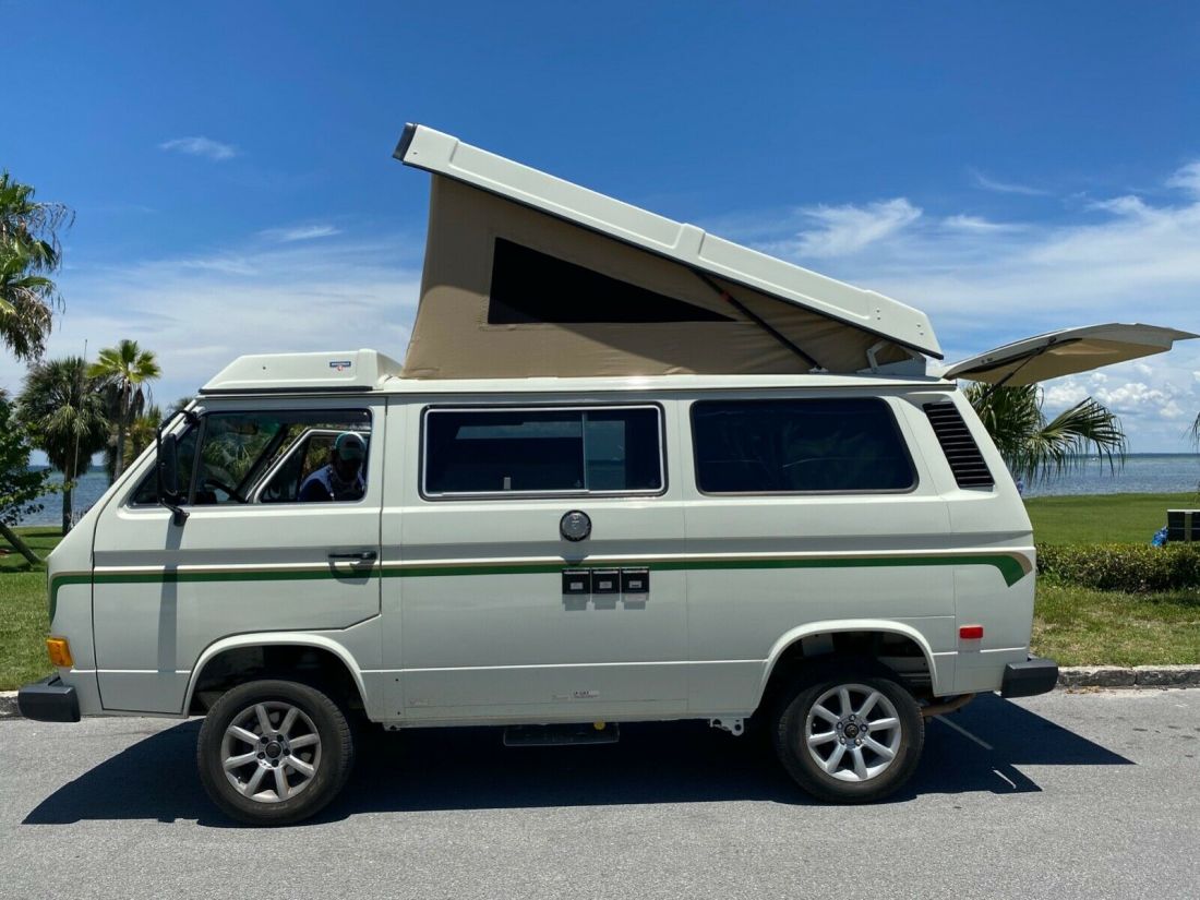 1984 Volkswagen Bus Vanagon Westfalia Campervan 1984 Volkswagen Bus/Vanagon CAMPMOBILE