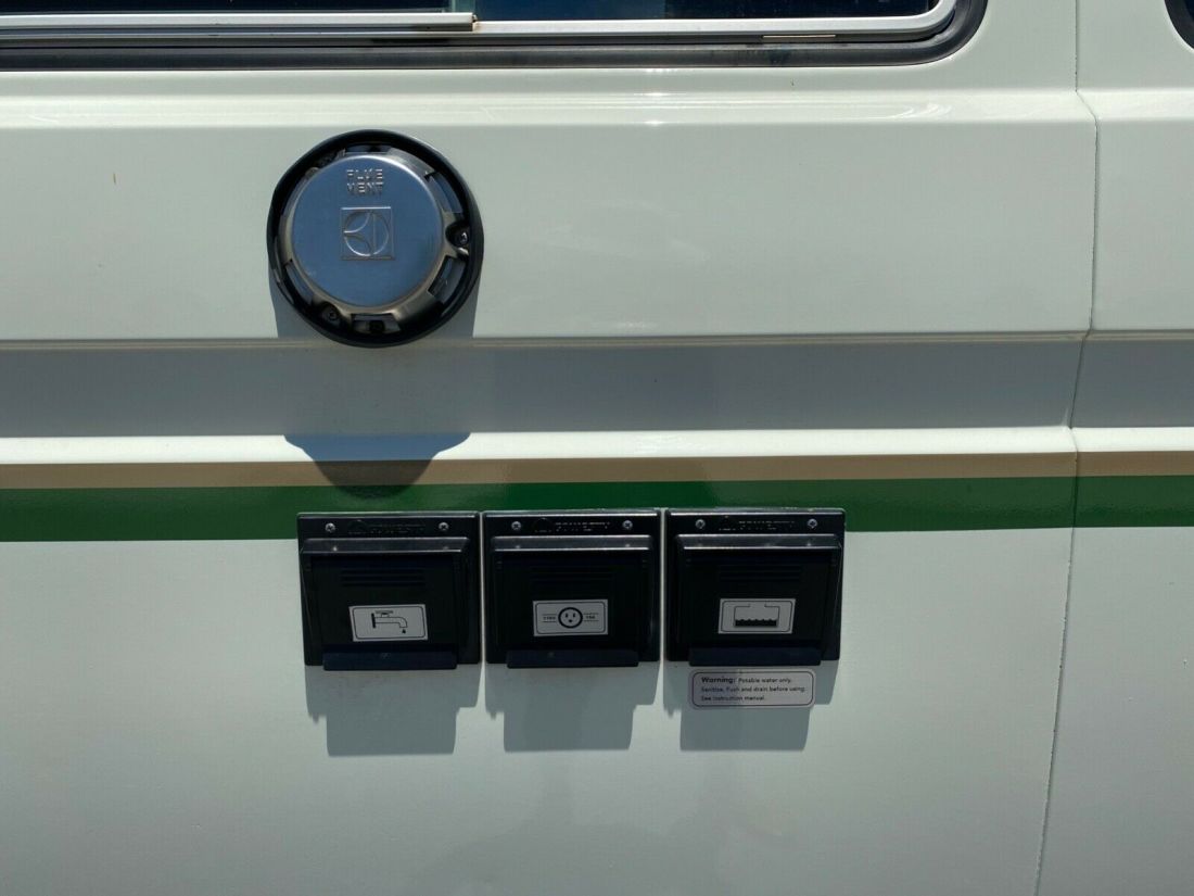 1984 Volkswagen Bus/Vanagon CAMPMOBILE - photo 13