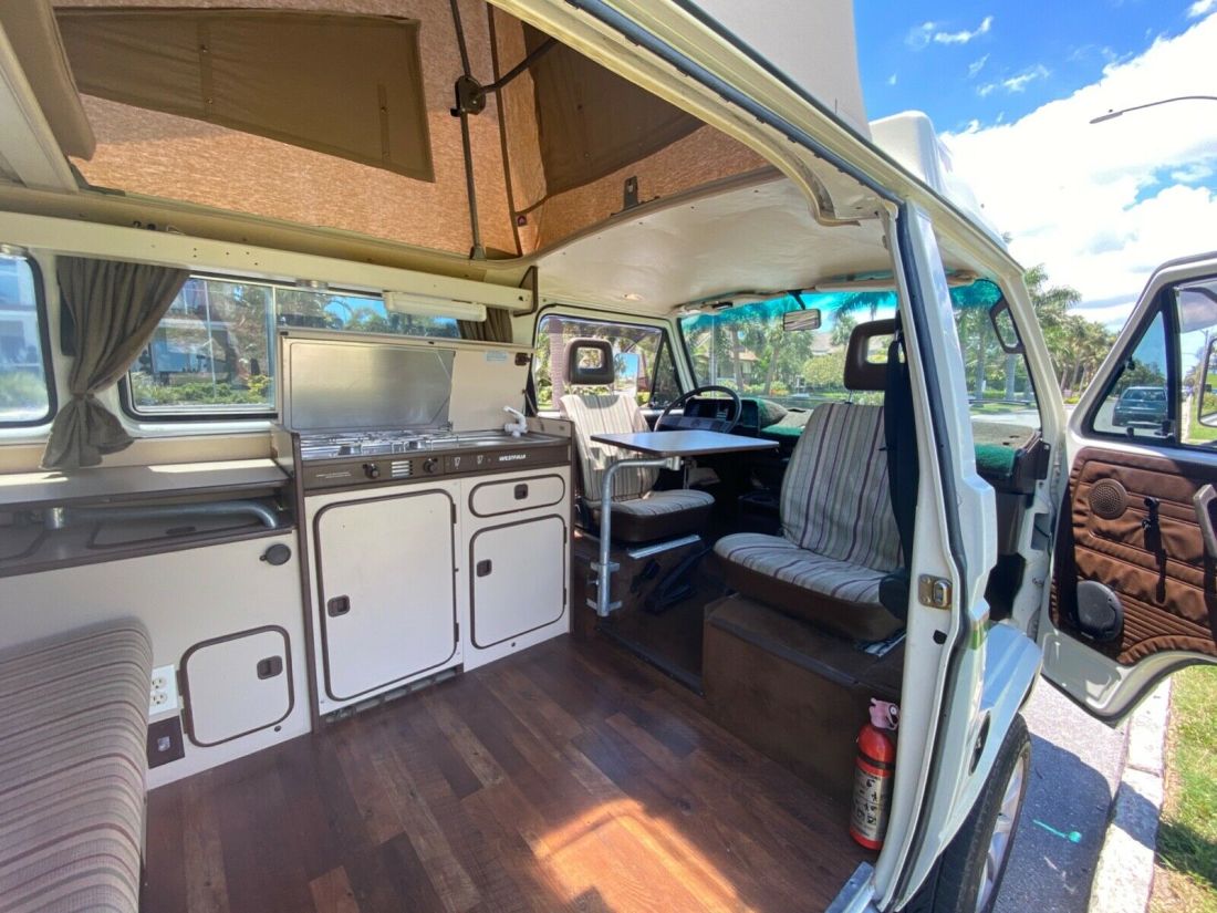 1984 Volkswagen Bus/Vanagon CAMPMOBILE - photo 5