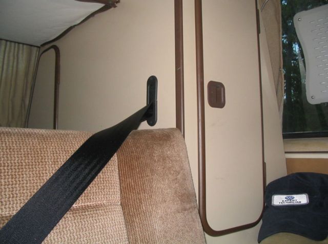 1984 Volkswagen Bus/Vanagon GL Westfalia Full Camper - photo 12