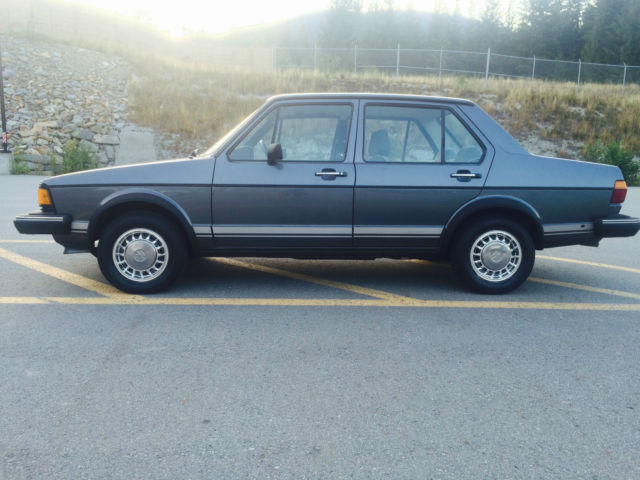 1984 Volkswagen Jetta Base - photo 3