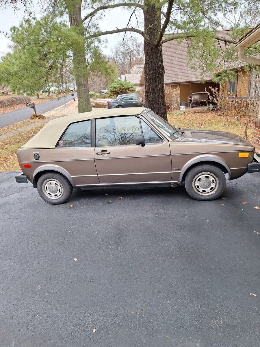1984 Volkswagen Rabbit DELUXE - photo 2