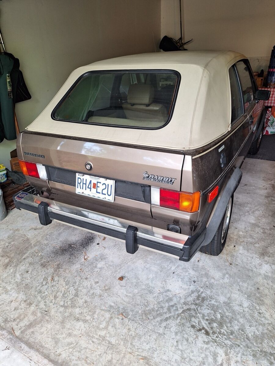 1984 Volkswagen Rabbit DELUXE - photo 2