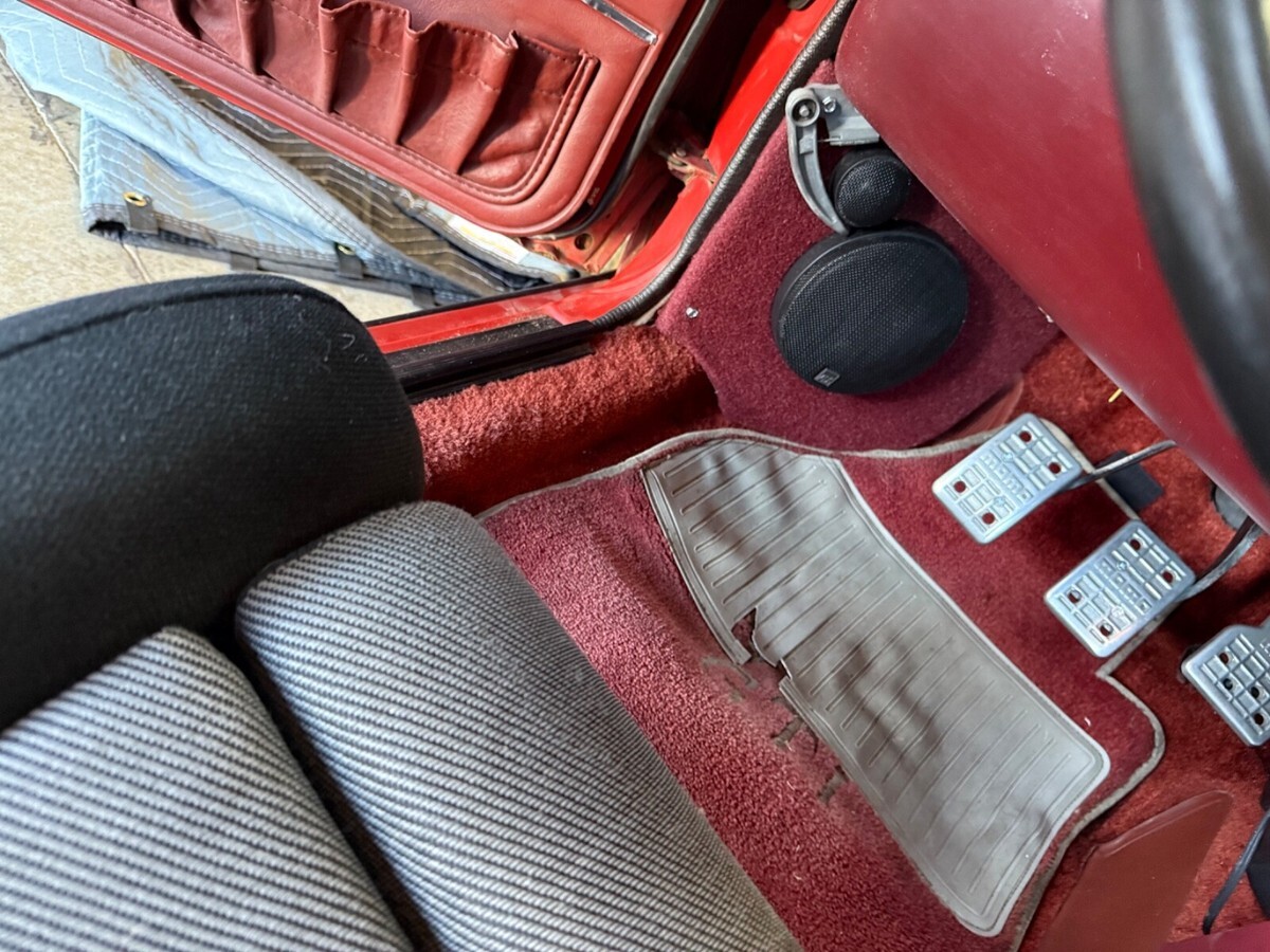 1984 Volkswagen Rabbit GTI SPORT - photo 6