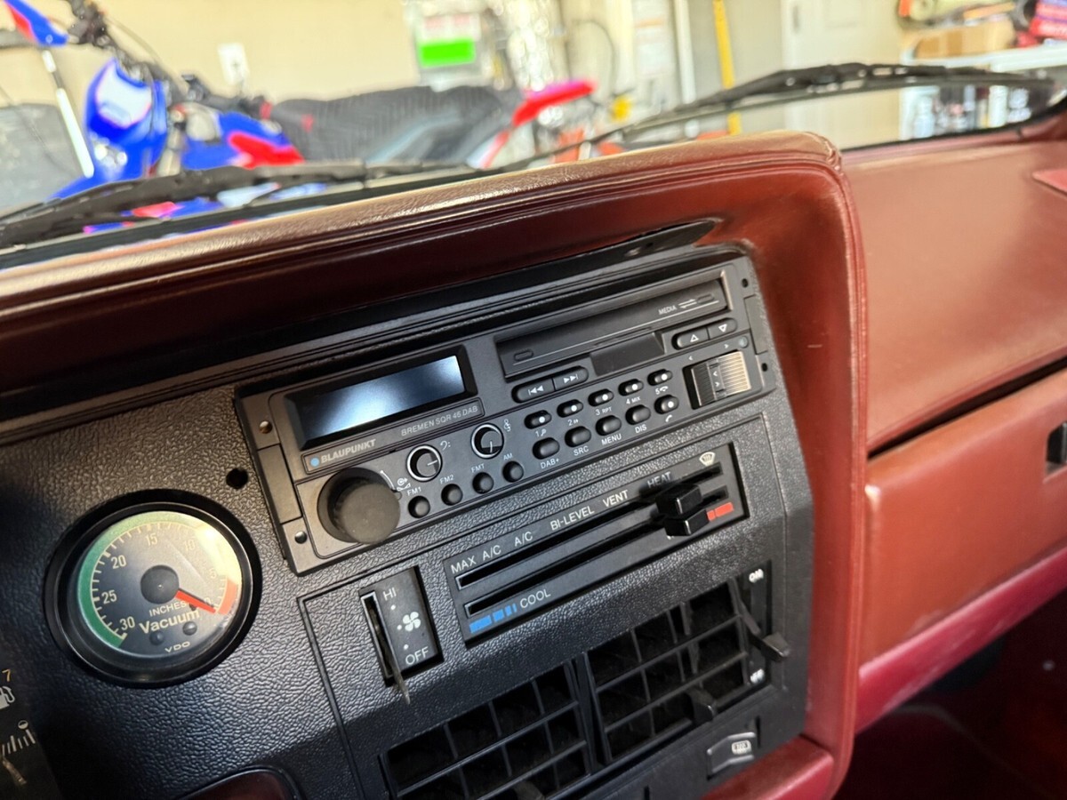 1984 Volkswagen Rabbit GTI SPORT - photo 9