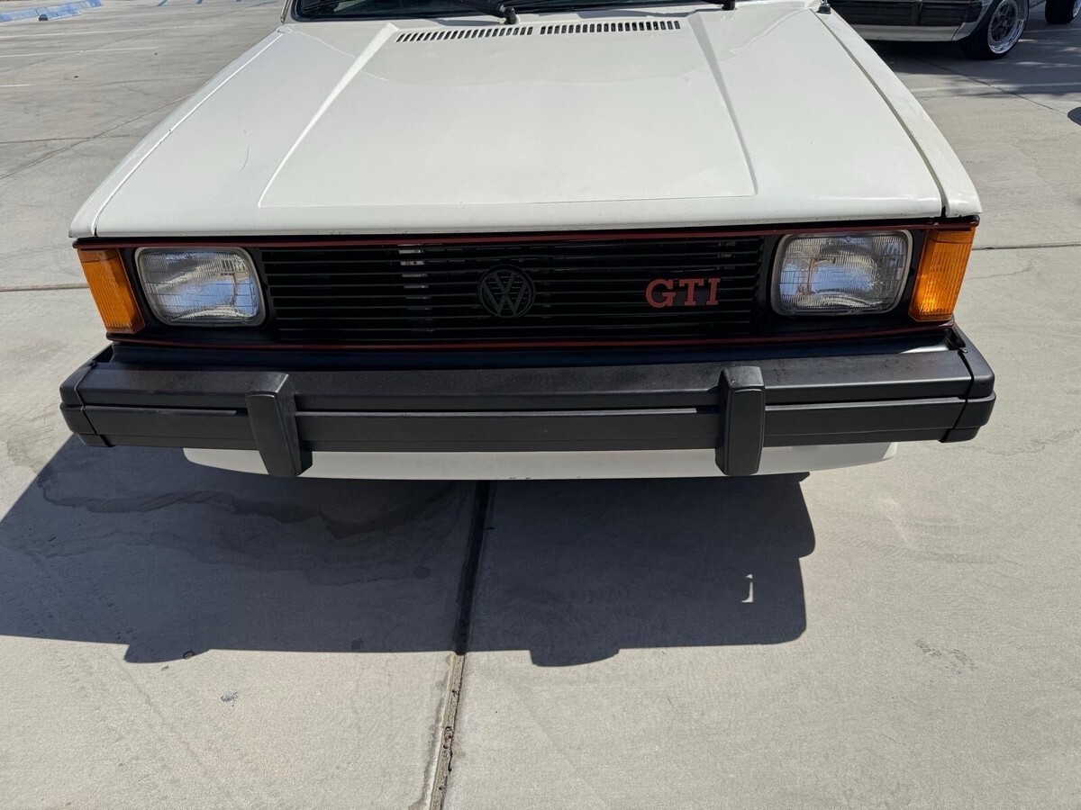 1984 Volkswagen Rabbit GTI SPORT - photo 2