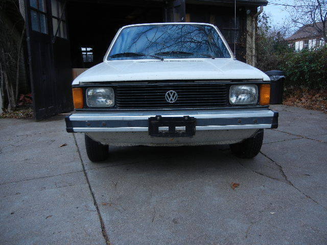 1984 Volkswagen Rabbit L 3 Door 1.6D 5 speed with manual and specialty tools 1984 Volkswagen Rabbit L Hatchback 2-Door