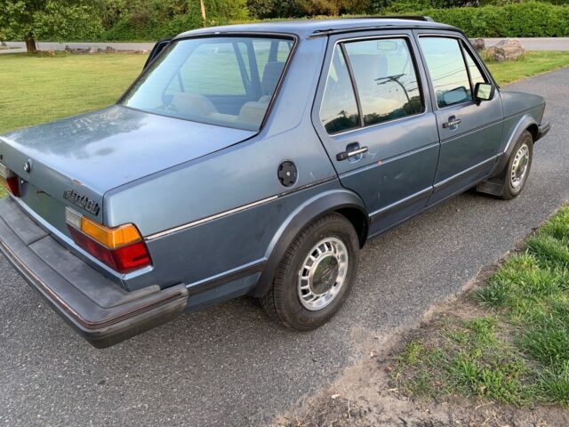 1984 Volkswagen Jetta Turbo diesel w/ Deluxe trim package Mk1 - photo 4
