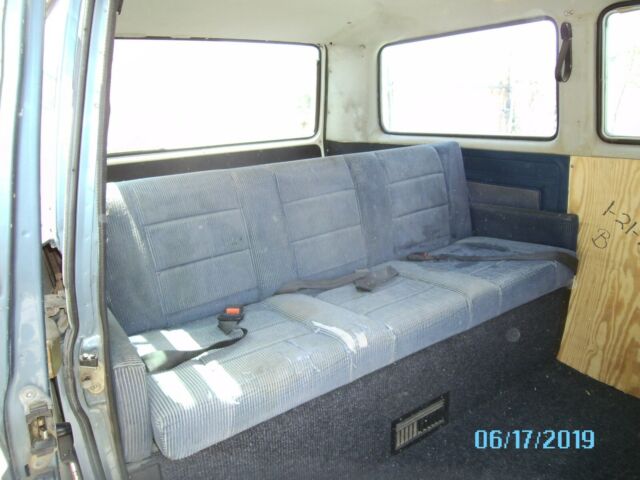 1984 Volkswagen Bus/Vanagon GL Wolfsburg Edition - photo 2