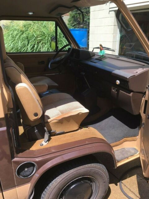 1984 Volkswagen Bus/Vanagon - photo 11