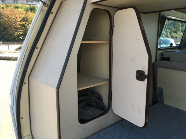 1984 Volkswagen Bus/Vanagon Campmobile Van Camper 3-Door - photo 6