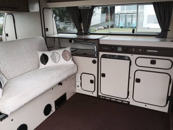 1984 Volkswagen Bus/Vanagon Campmobile Van Camper 3-Door - photo 10