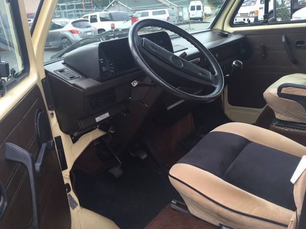 1984 Volkswagen Bus/Vanagon Campmobile Van Camper 3-Door - photo 5