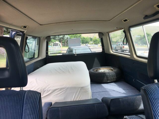 1984 Volkswagen Bus/Vanagon - photo 12