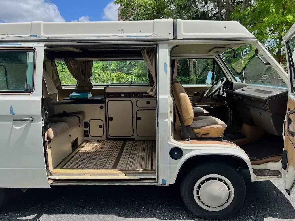 1984 Volkswagen VW Bus Vanagon GL Westfalia Camper 1986 Volkswagen Bus/Vanagon Westfalia Camper