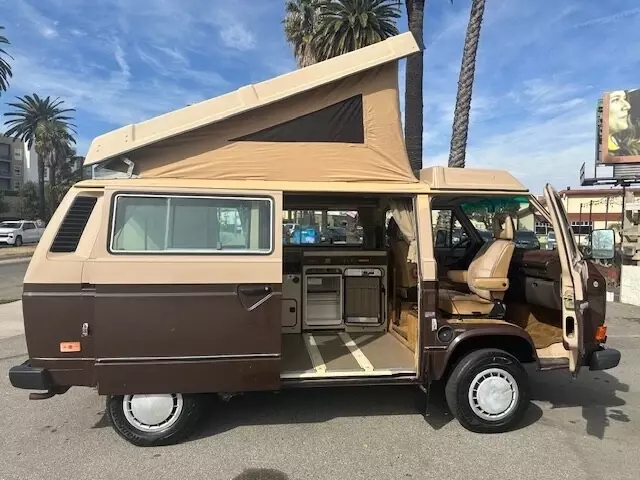 1984 Volkswagen Wesfalia Bus/Vanagon Camper 1984 Volkswagen Bus/Vanagon