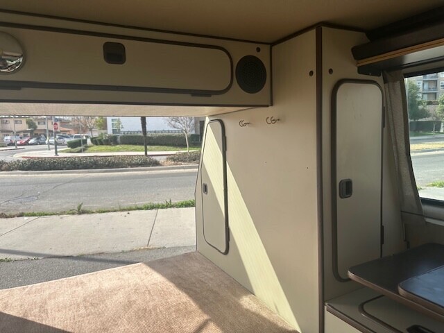 1984 Volkswagen Bus/Vanagon - photo 13