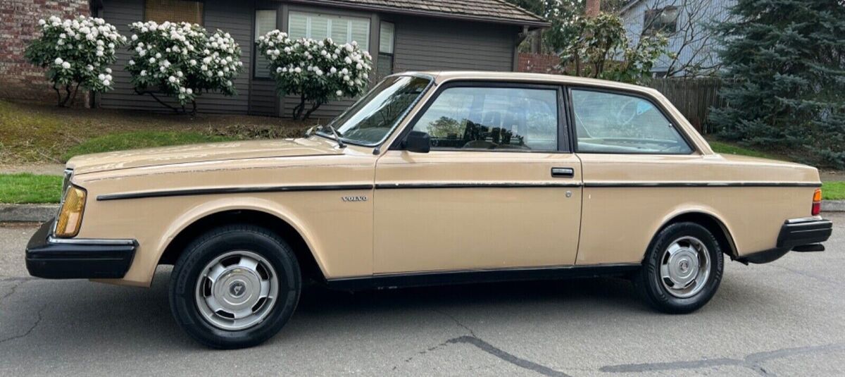 1984 Volvo 240 DL - photo 4