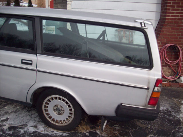 1984 Volvo 240 - photo 10