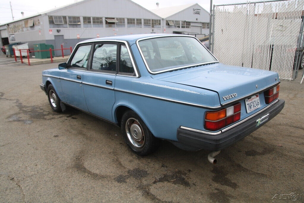 1984 Volvo 240 DL - photo 4