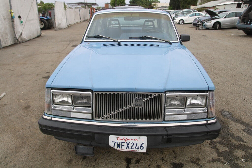 1984 Volvo 240 DL - photo 9
