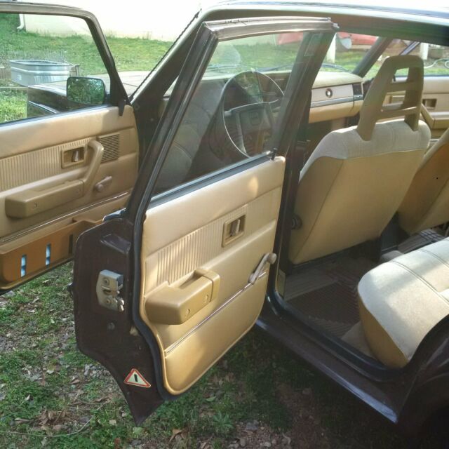 1984 Volvo 240 DL - photo 8