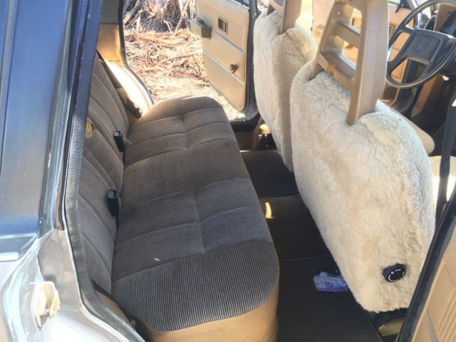 1984 Volvo 240 Wagon - photo 2