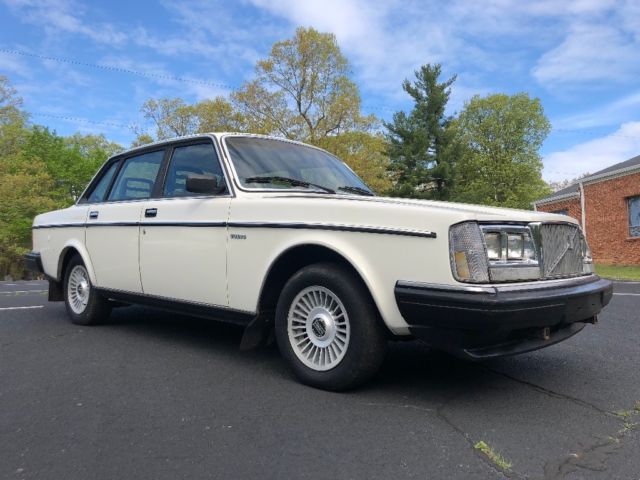 1984 Volvo 240 GL - photo 6