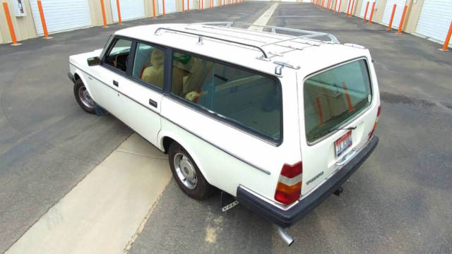 1984 Volvo 240 - photo 4