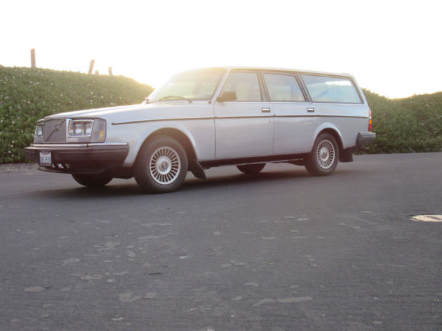 1984 Volvo 240 Grand Lux - photo 2