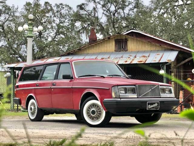 1984 Volvo 240/244/245 GL 4dr Station Wagon Red Block I4 2.3L (Unrestored) 1984 Volvo 240 GL 4dr Wagon