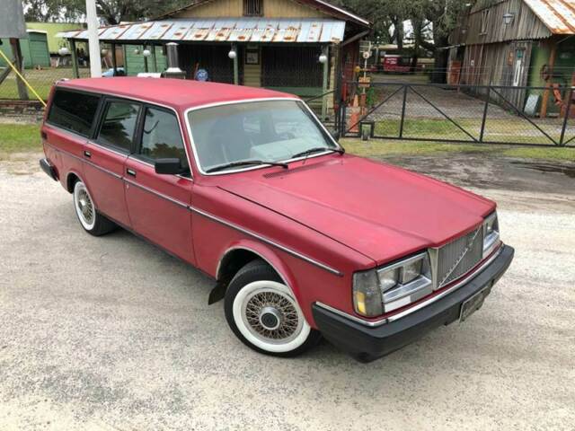 1984 Volvo 240 GL 4dr Wagon - photo 4