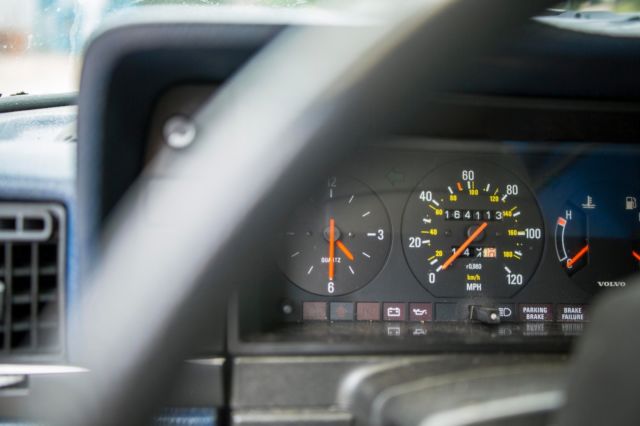 1984 Volvo 240 DL - photo 12