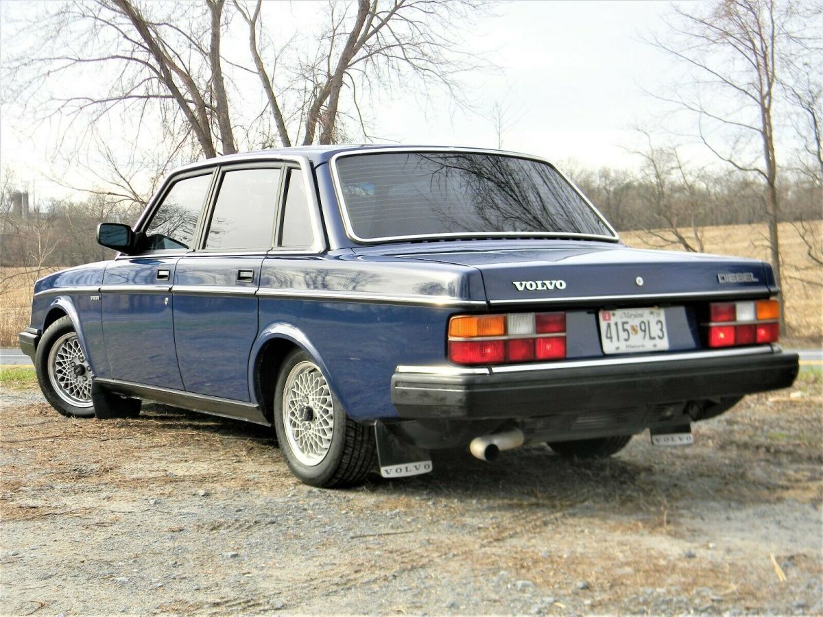 1984 Volvo 240 DL - photo 12