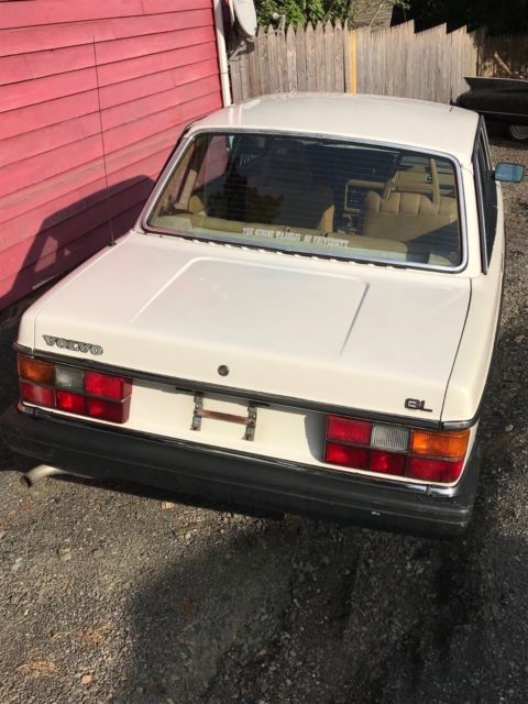 1984 Volvo 244 DL - photo 10