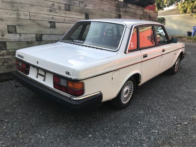 1984 Volvo 244 DL - photo 3