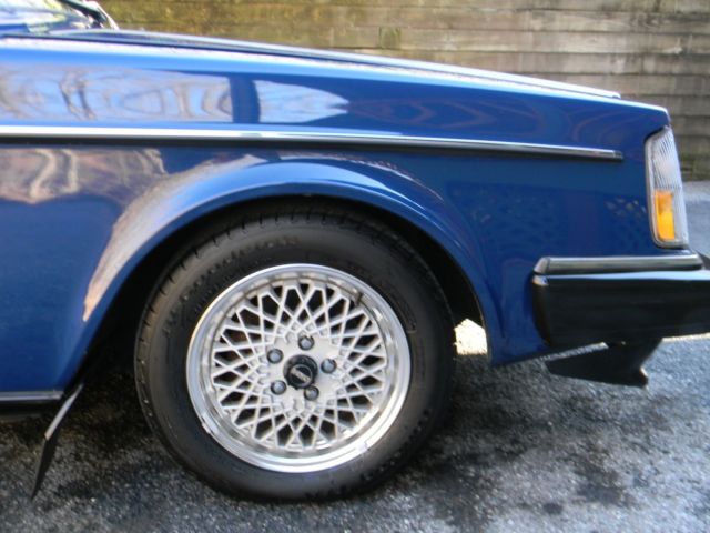1984 Volvo 240 DL - photo 5