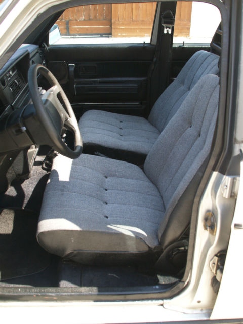 1984 Volvo 240 - photo 7
