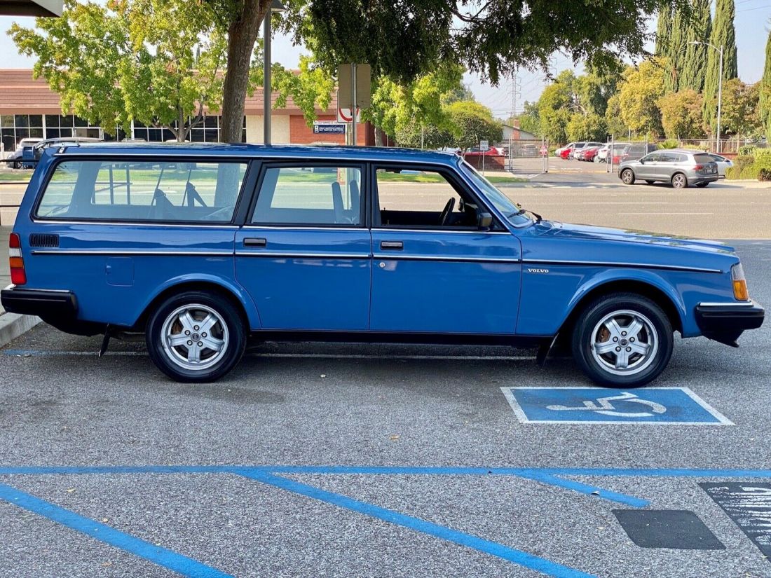 1984 Volvo 240 - photo 6