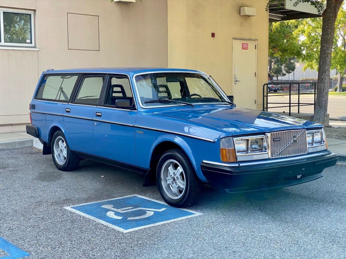 1984 Volvo 240 - photo 7