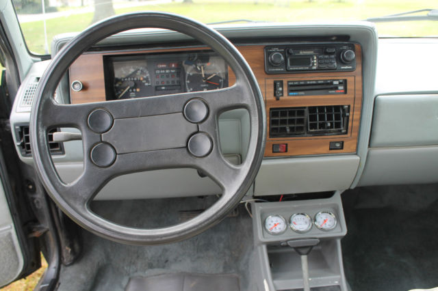 1984 Volkswagen Rabbit - photo 4