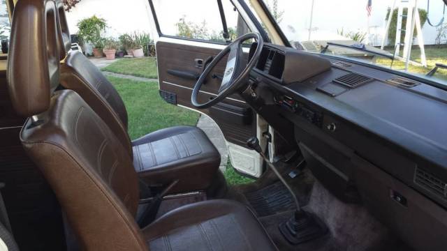 1984 Volkswagen Bus/Vanagon - photo 10