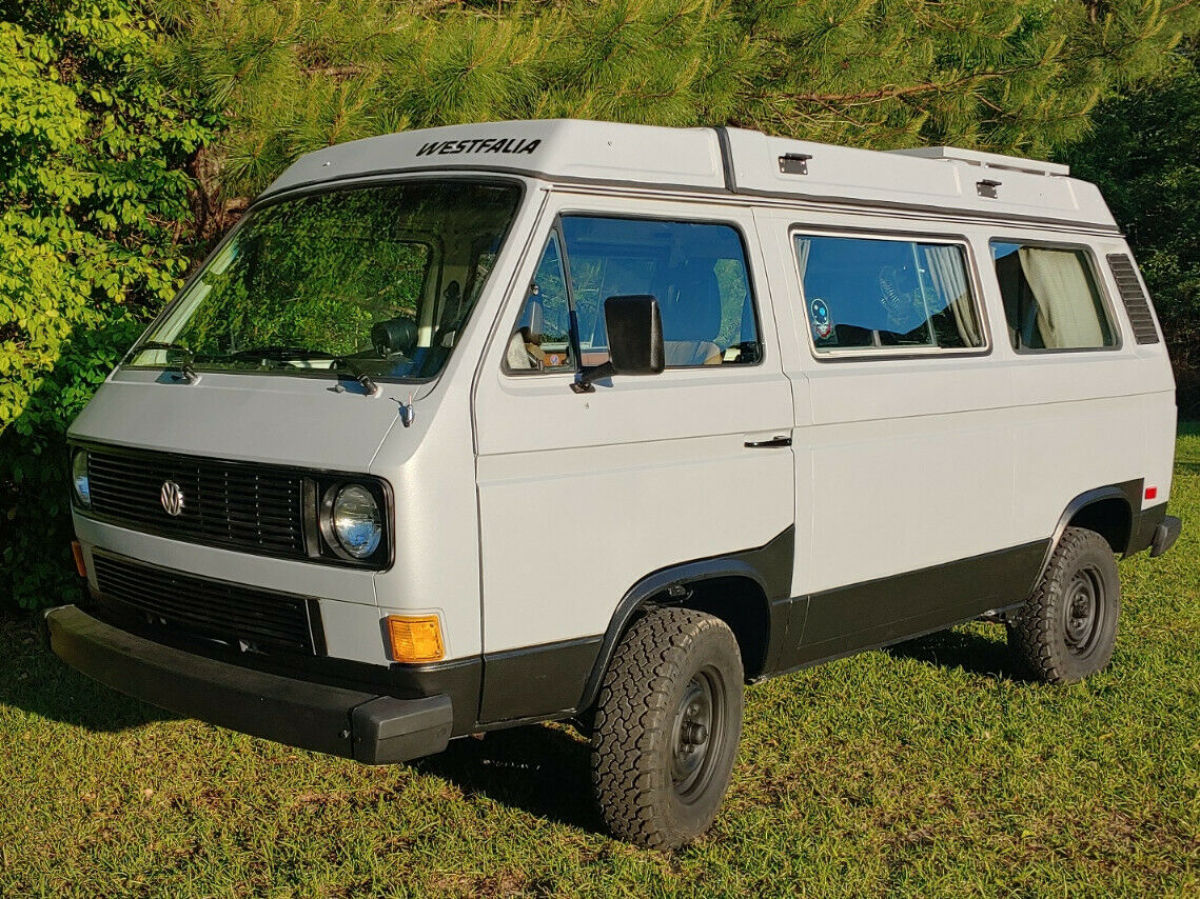1984 VW VOLKSWAGEN VANAGON WESTFALIA CAMPER 1984 Volkswagen Bus/Vanagon CAMPMOBILE