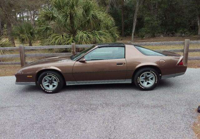 1984 Chevrolet Camaro - photo 3