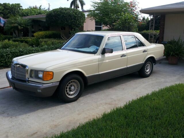 1985 Mercedes-Benz 300-Series S CLASS SHORT WHEEL BASE SEDAN