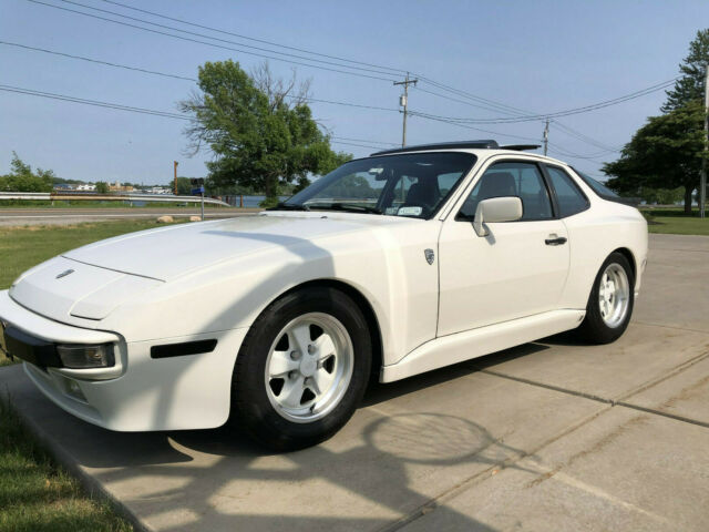 1986 Porsche 944 - photo 2