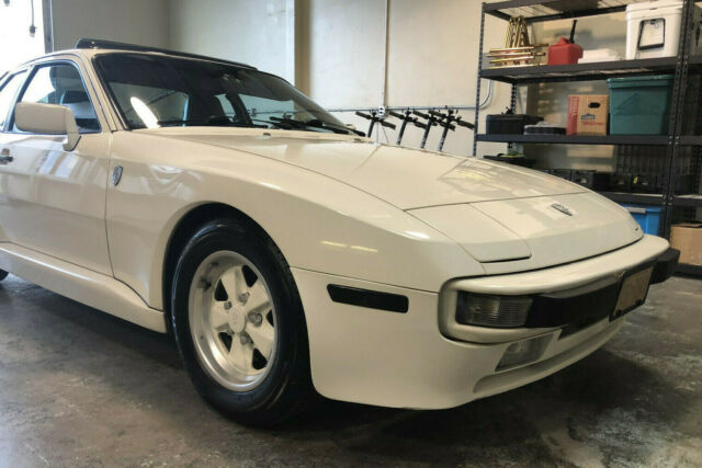 1986 Porsche 944 - photo 5