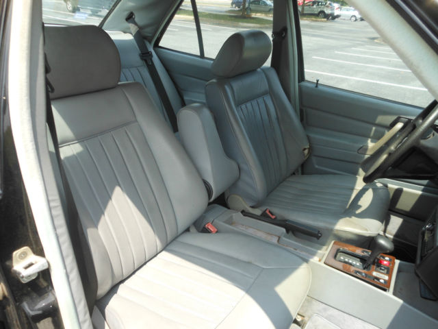 1985 Mercedes-Benz 190-Series - photo 12