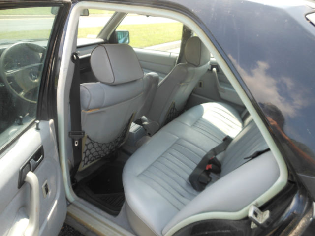 1985 Mercedes-Benz 190-Series - photo 6