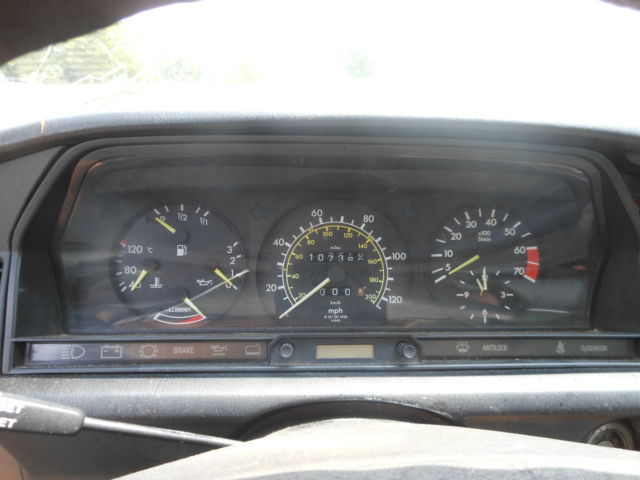1985 Mercedes-Benz 190-Series - photo 8
